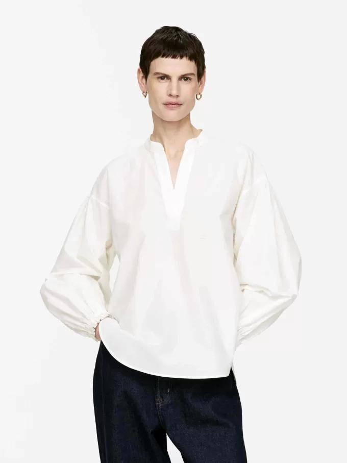 Bluse mit voluminösen Ärmeln