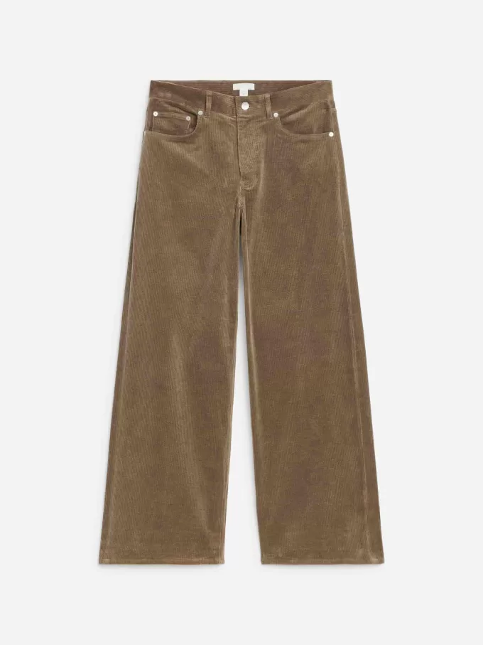 CLOUD Lockere, weite Cordjeans CLOUD Lockere, weite Cordjeans