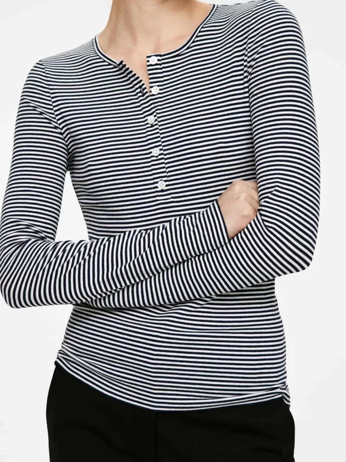 Geripptes Henley-Top