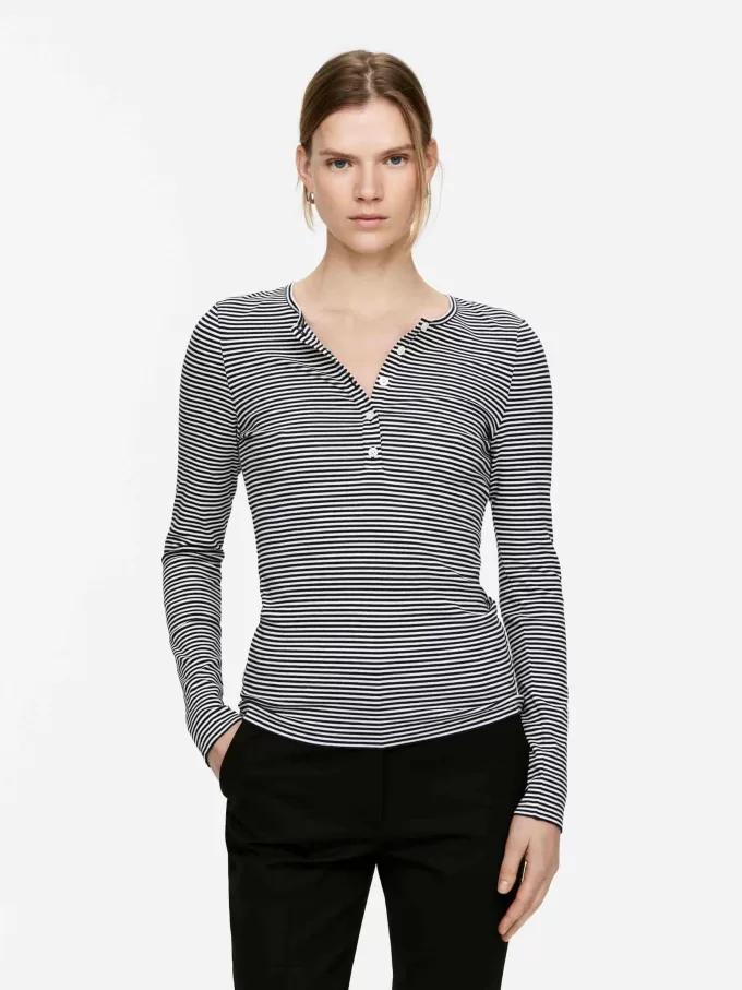 Geripptes Henley-Top