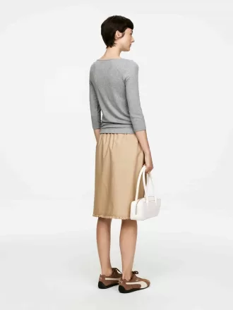 Geripptes Oberteil aus Lyocell