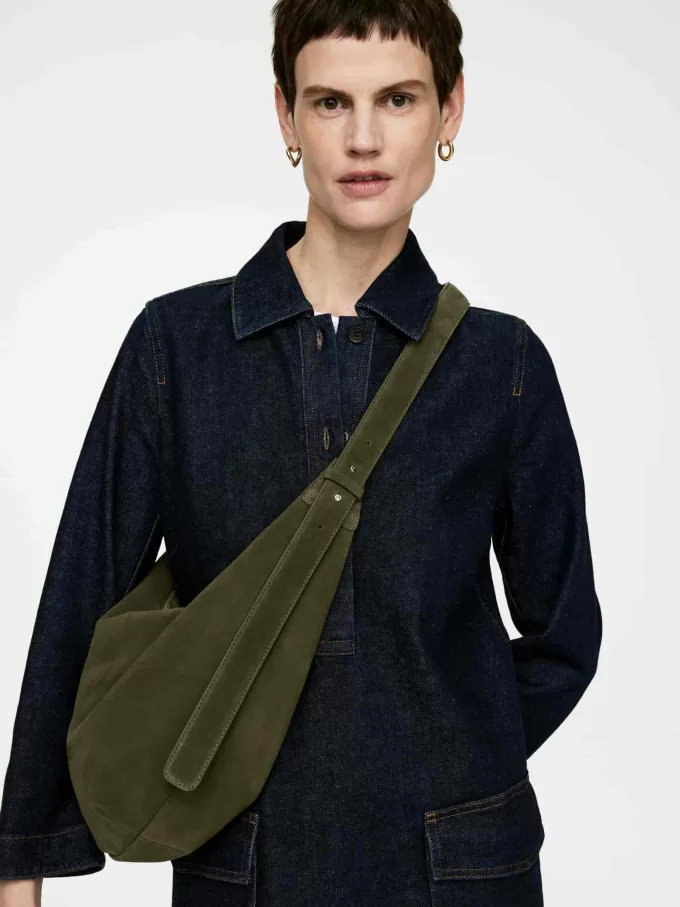 Geschwungene Wildledertasche