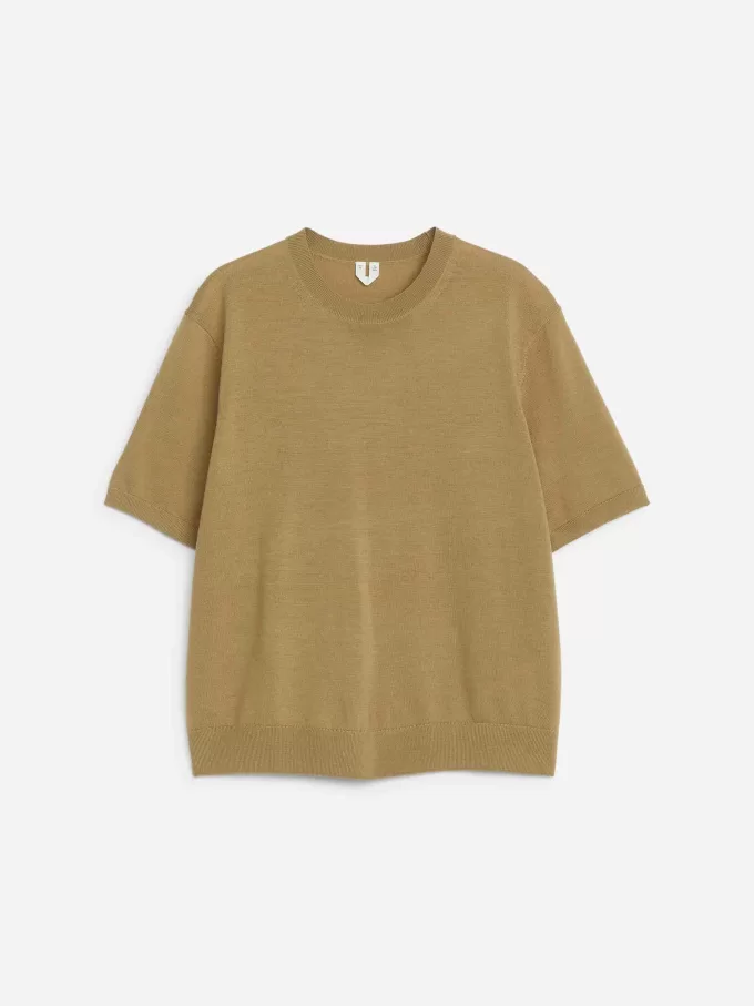 Gestricktes T-Shirt aus Merinowolle