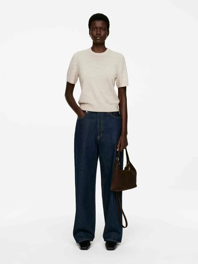 Gestricktes T-Shirt aus Merinowolle