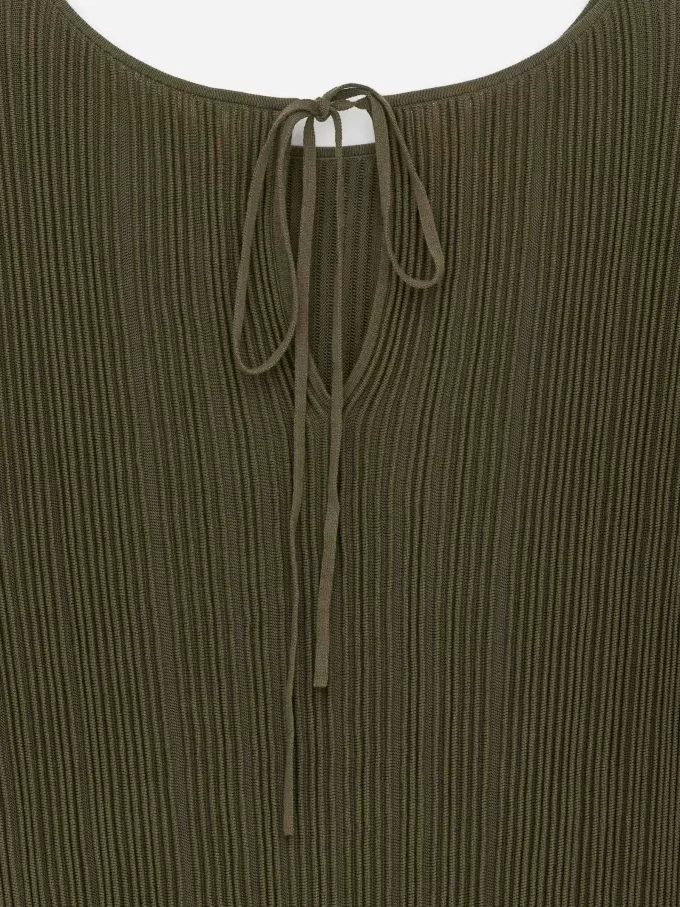 Kleid aus Rippstrick Kleid aus Rippstrick