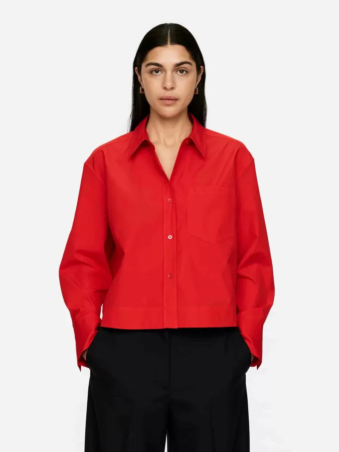 Kurz geschnittenes Baumwollhemd