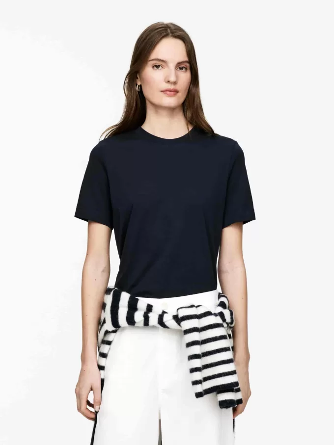 LILY Leichtes T-Shirt LILY Leichtes T-Shirt