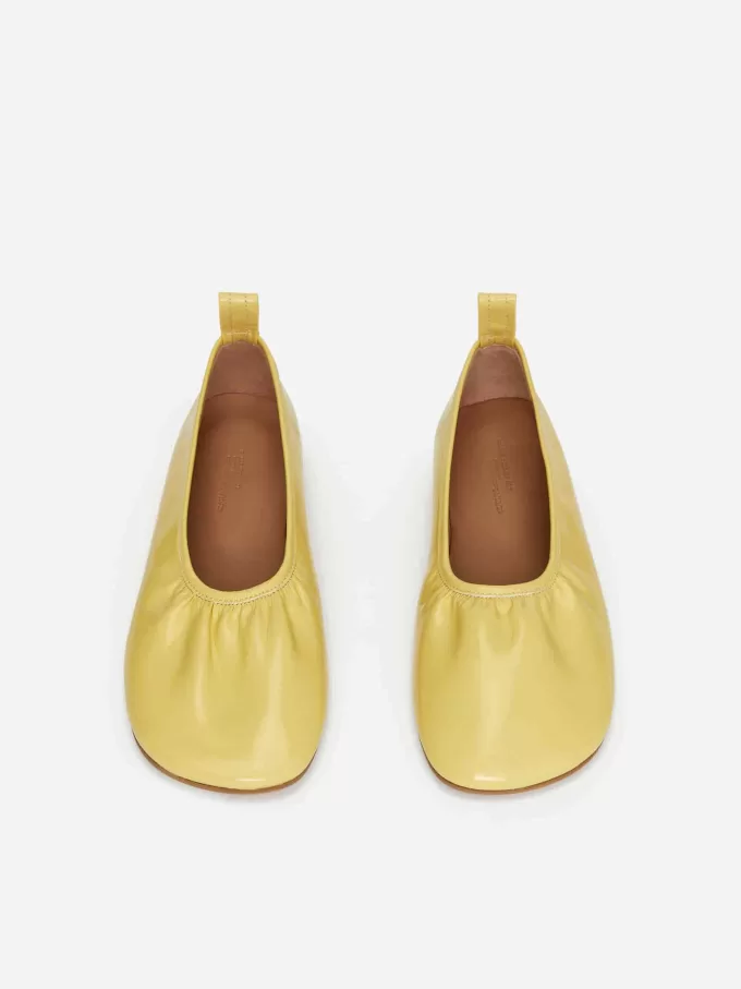 Lackierte Ballerinas