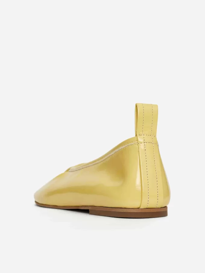 Lackierte Ballerinas