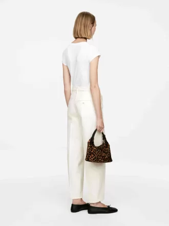 Maßgeschneiderte Jeanshose Maßgeschneiderte Jeanshose