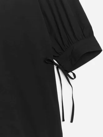 Minikleid mit Puffärmeln