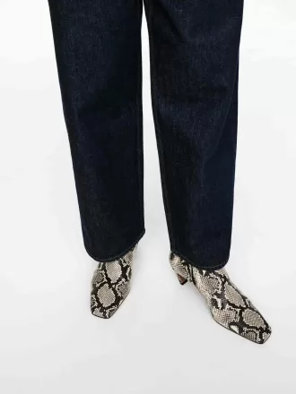 Stiefeletten mit eckiger Zehenpartie