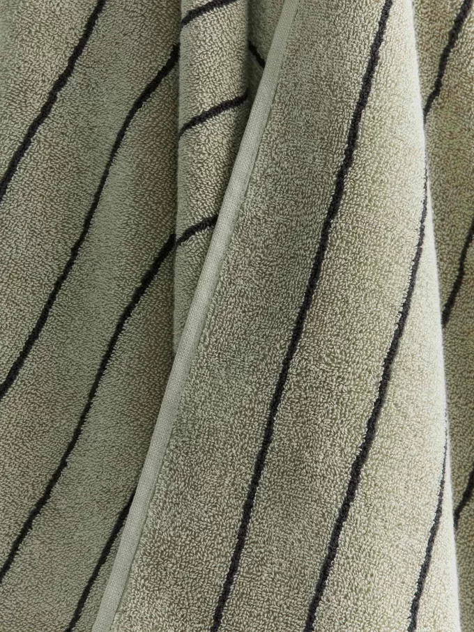 Badetuch 70 x 140 cm Badetuch 70 x 140 cm