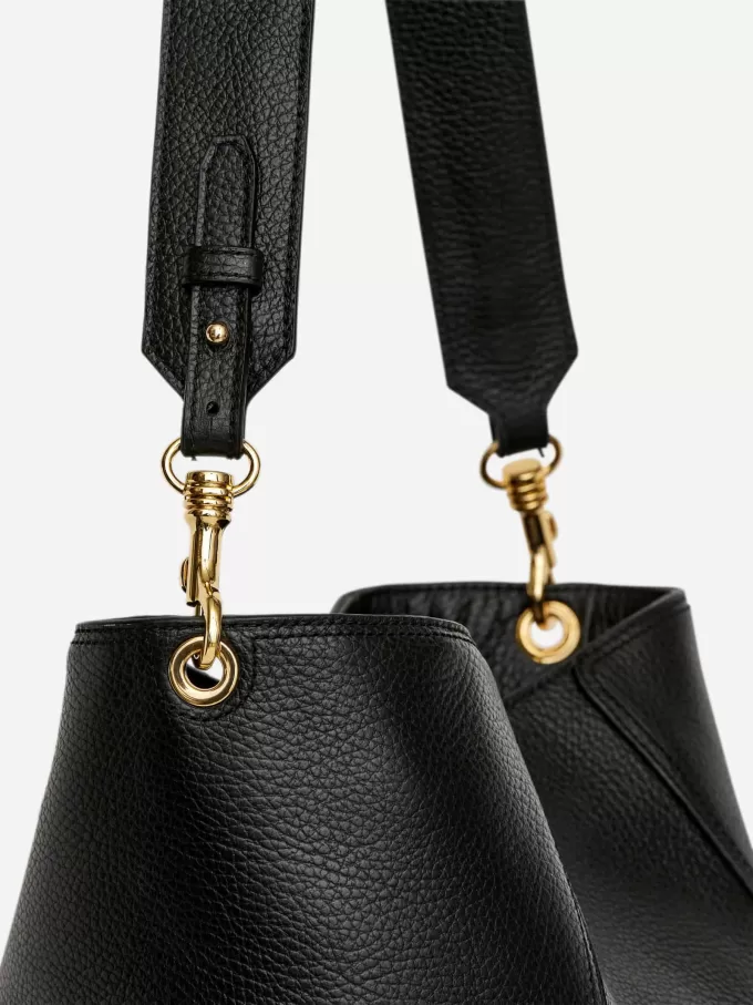 Beuteltasche aus Leder