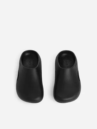 Crocs Mellow Recovery Clogs