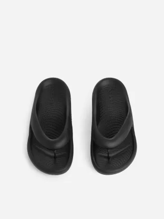 Crocs Mellow Recovery Flip-Flops