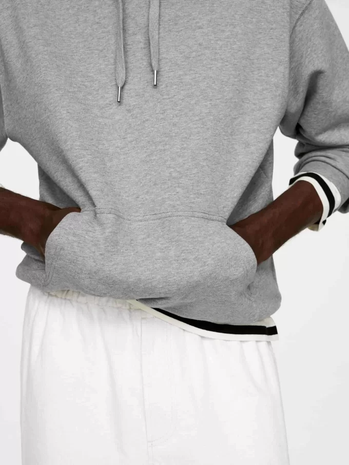 Entspannter Kapuzenpullover Entspannter Kapuzenpullover