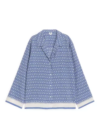 Entspanntes Resort-Shirt