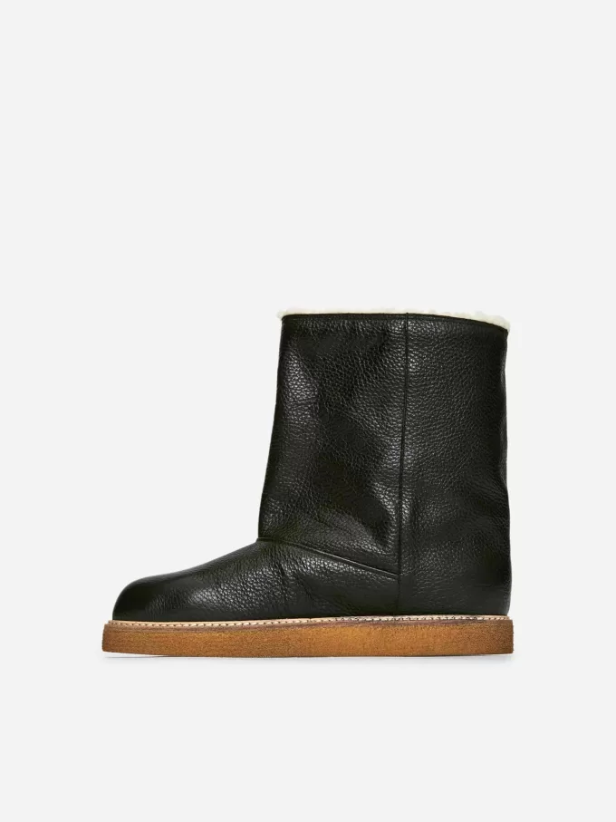 Gefütterte Lederstiefel