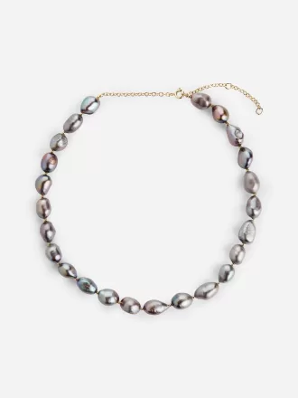 Halskette mit Süßwasserperlen