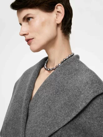 Halskette mit Süßwasserperlen