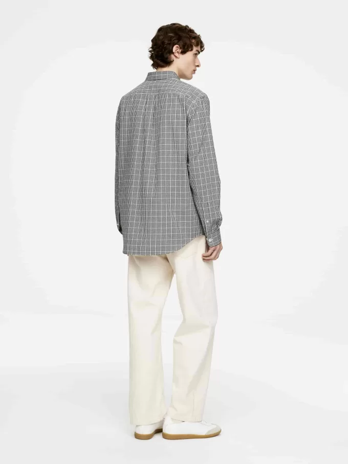 Lässiges Seersucker-Hemd Lässiges Seersucker-Hemd