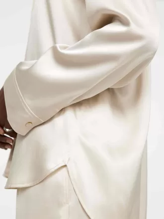 Lässiges Seidenhemd