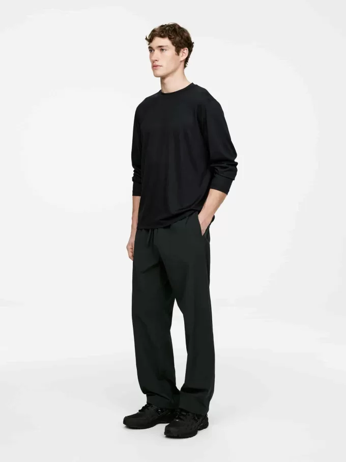 Langärmliges T-Shirt