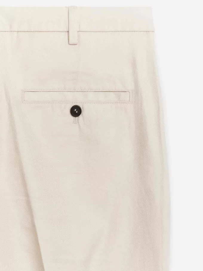 Normal geschnittene Hose aus Baumwoll-Leinen Normal geschnittene Hose aus Baumwoll-Leinen