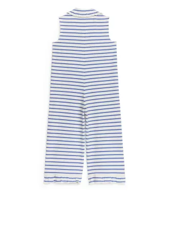 Overall mit Rüschenkragen Overall mit Rüschenkragen