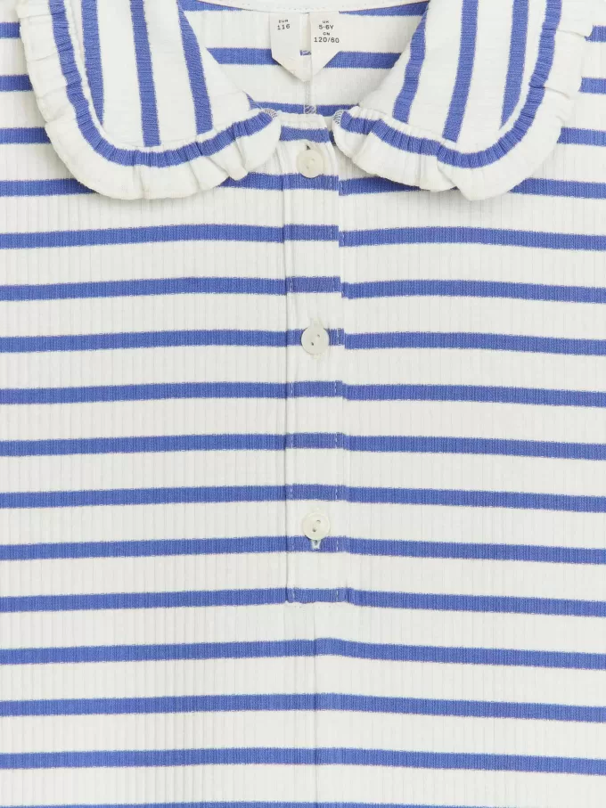 Overall mit Rüschenkragen