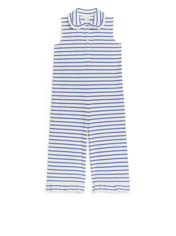 Overall mit Rüschenkragen