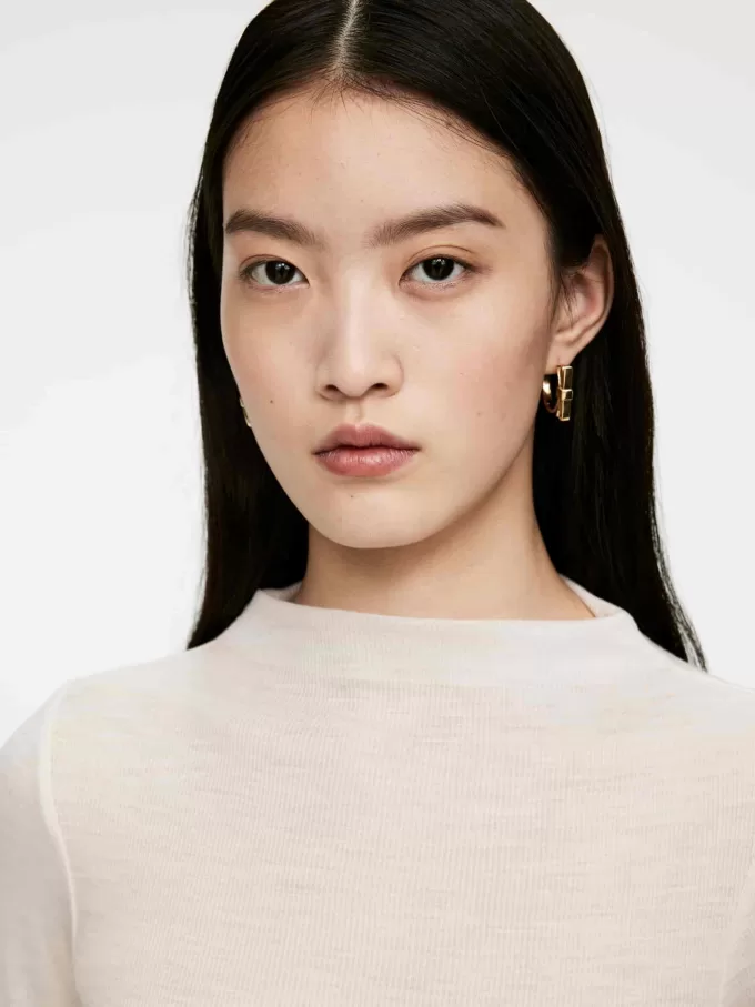 Rippstrick-Oberteil aus Wolle