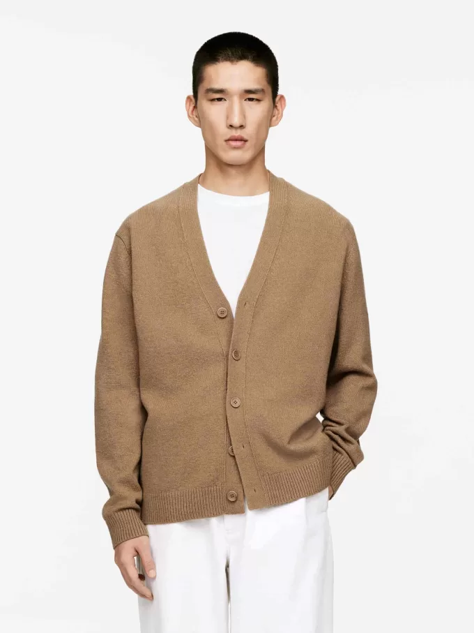 Strickjacke aus Wolle und Baumwolle Strickjacke aus Wolle und Baumwolle