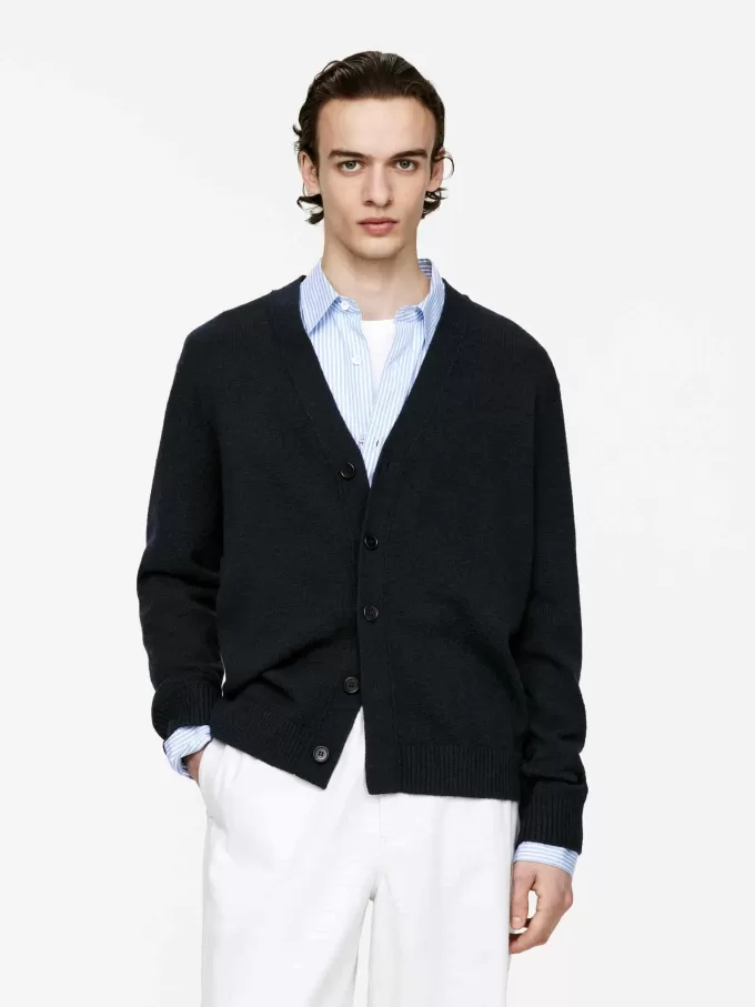 Strickjacke aus Wolle und Baumwolle Strickjacke aus Wolle und Baumwolle