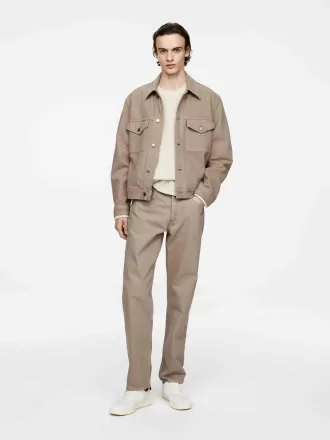 Stückgefärbte Jeansjacke