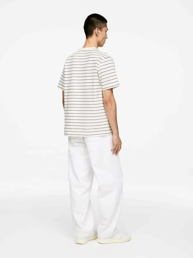 T-Shirt aus Baumwollleinen T-Shirt aus Baumwollleinen