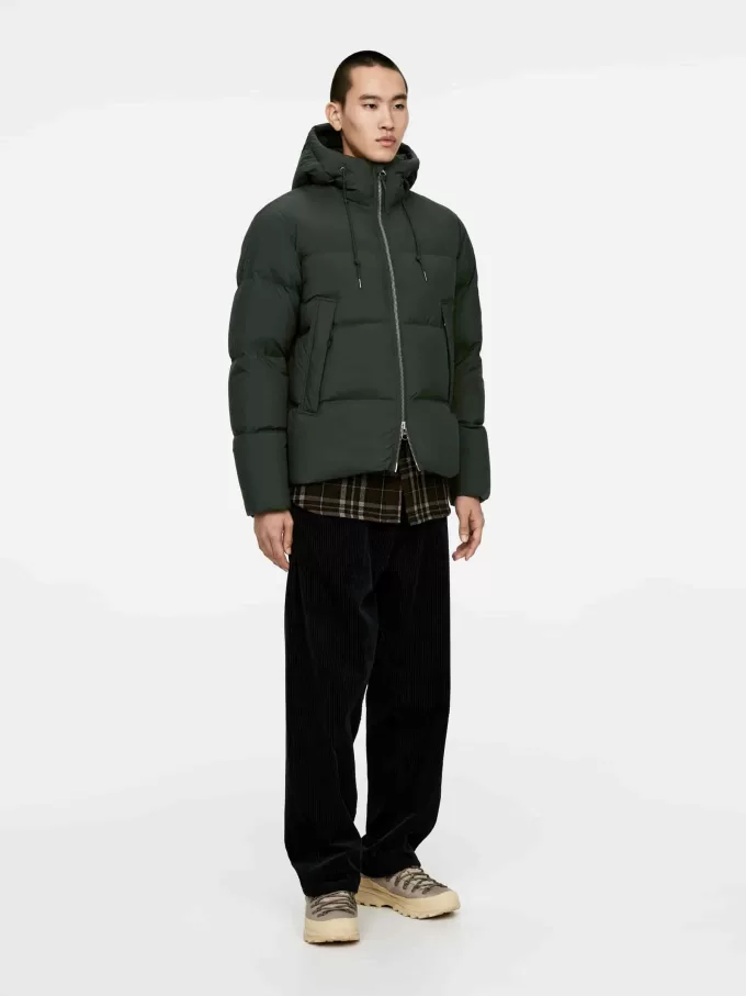 Upcycled Daunenpufferjacke