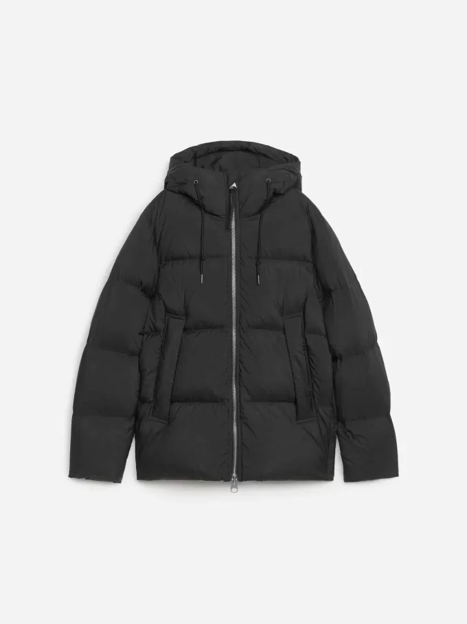 Upcycled Daunenpufferjacke