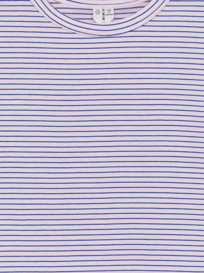 Weit geschnittenes T-Shirt